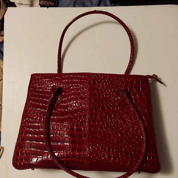 Dark red alligator embossed shoulder bag. - Picture 2 of 9